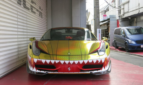 Золотая акула Ferrari 458 Italia от Office-K Тюнинг